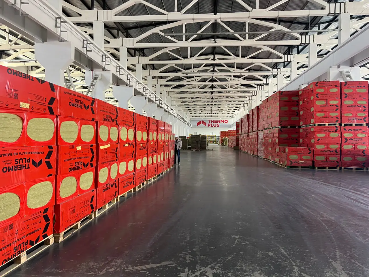 Fasad izolyasiya daş yunu anbar 